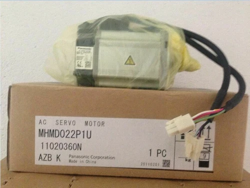 1PC Panasonic MHMD022P1U AC Servo Motor New In Box Expedited Shipping - Picture 1 of 4