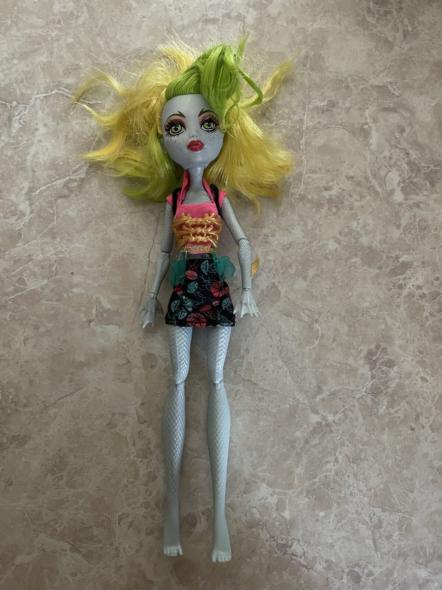 Monster High Doll LAGOONA JINAFIRE FREAKY FUSION Sea Monster