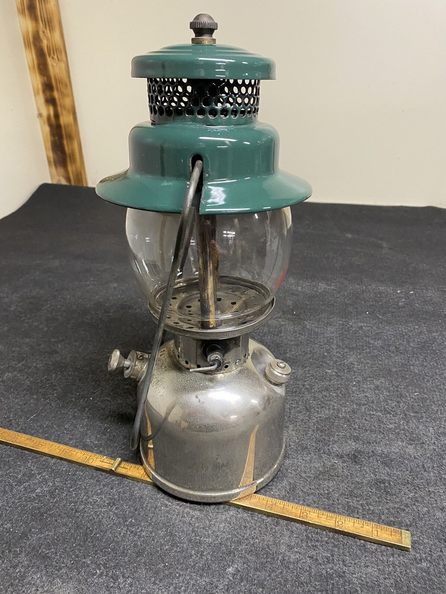 2024年新作 Vintage Coleman Sunshine Finish Nickel 1948 - 5 Lantern 242C ホワイトガソリンランタン