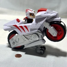 Paw Patrol Moto Pups WILDCAT Deluxe Motorcycle Pull Back Vehicle Fig Spinmaster