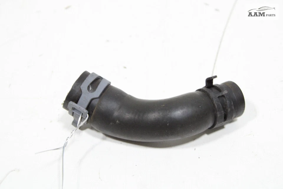 2015-2018 AUDI A3 QUATTRO LADO ESQUERDO MOTOR ÁGUA LÍQUIDO DE ARREFECIMENTO EXTERNO MANGUEIRA FABRICANTE DE EQUIPAMENTO ORIGINAL - Imagem 2 de 3