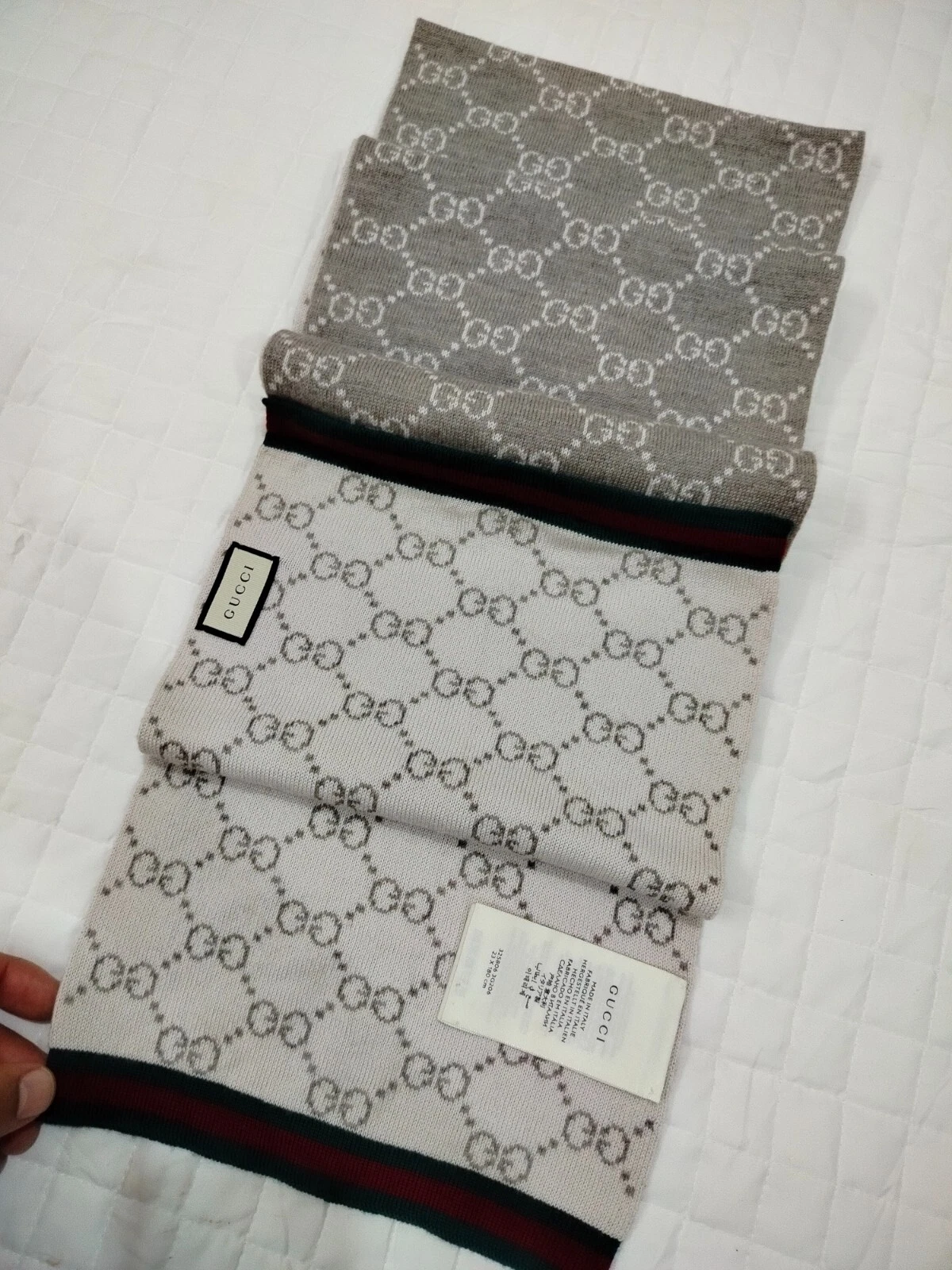 GUCCI Écharpe Silencieux Étole Wrap 100% Laine Lana Made in Italy Gris Blanc Logo GG