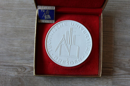 Medal porcelanowy Uniwersytet w Dreźnie 1978 ( Miśnia ) z odznaką - Zdjęcie 1 z 2