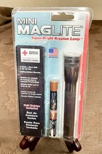 Maglite Mini Flashlight M2A09H Gray 2AA Batteries (corroded In Pkg) w/ Case