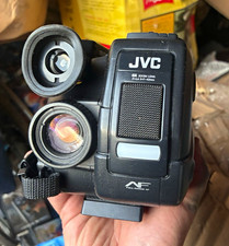 JVC GR-AX2 Compact VHS-C Camcorder 6x Optical Zoom Built-In Mic Black
