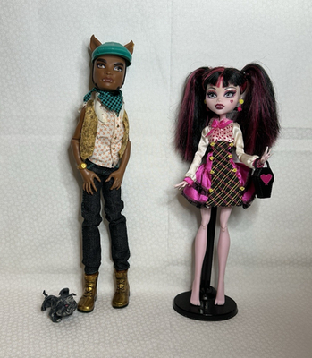 #ad Monster High Draculaura amp; Clawd Wolf Doll Lot $100.00