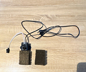 AQUAEL PAT mini Strömungspumpe 0-400 l/h 4,5 W für 10-80 l 0,7 m
