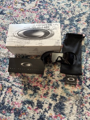 OAKLEY ENDURING PACE SUNGLASSES METALLIC BLACK FR BLACK IRIDIUM LENS NEW W BOX