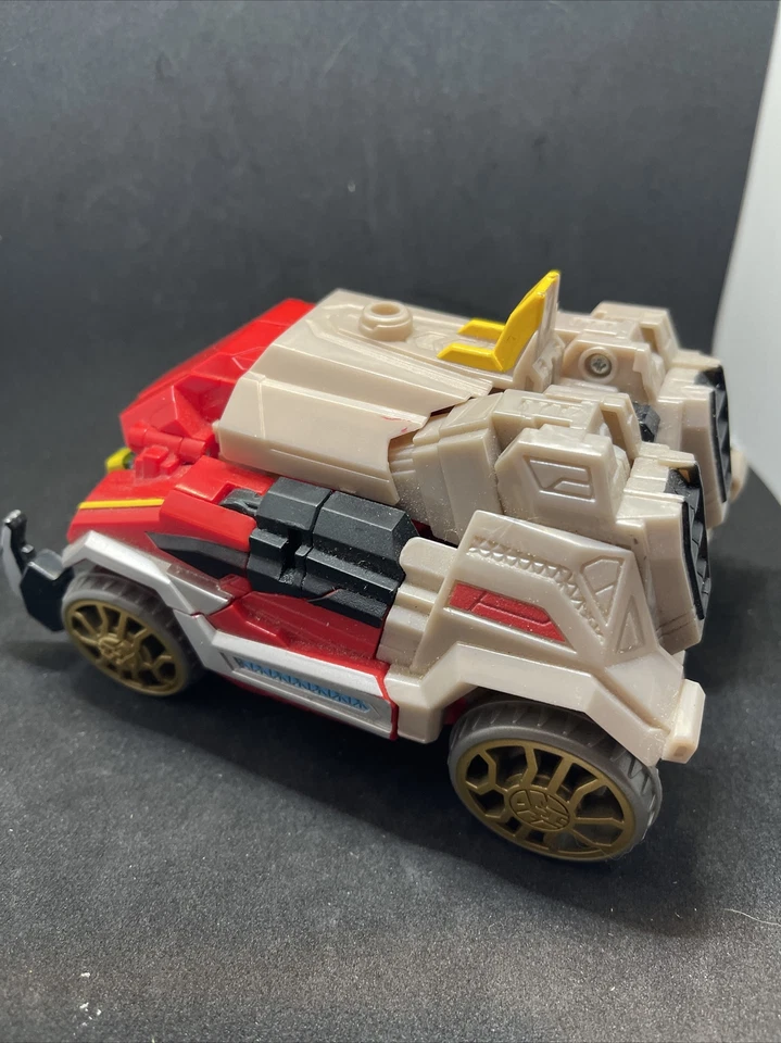 Transformers Generations Fall of Cybertron Voyager Class Blaster Foto 4 de 4