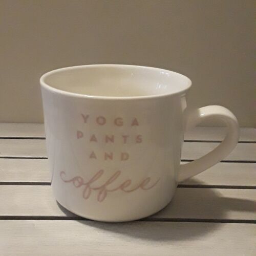 NWT Stoneware "Yoga Pants and Coffee" Mug Cream - Opalhouse 16 oz  - Afbeelding 1 van 9