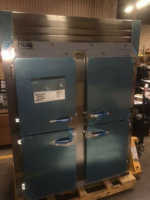 Traulsen 2 SECTION R Max 54% OFF HEATED CABINET Kansas City Mall #RW232W-339 SERIES