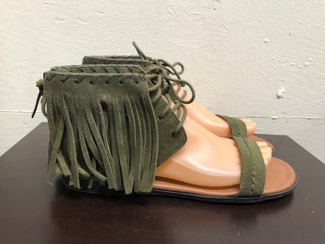 minnetonka havana sandal
