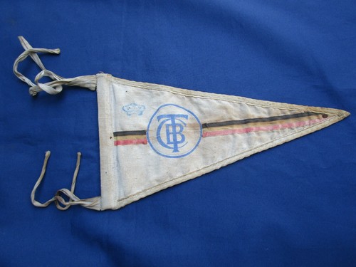 Ancien fanion drapeaux