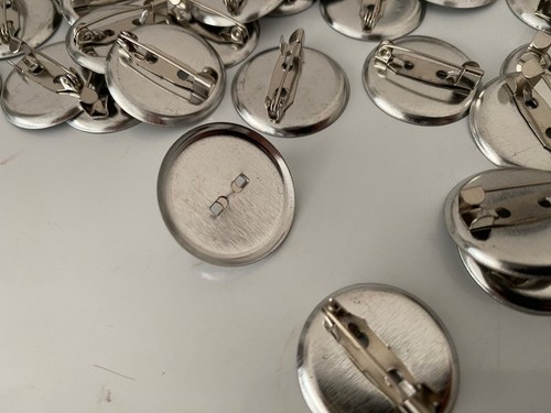 Bundle lot 116pcs circle silver brooch back pin badge fastener bar findings 2cm - Picture 3 of 4
