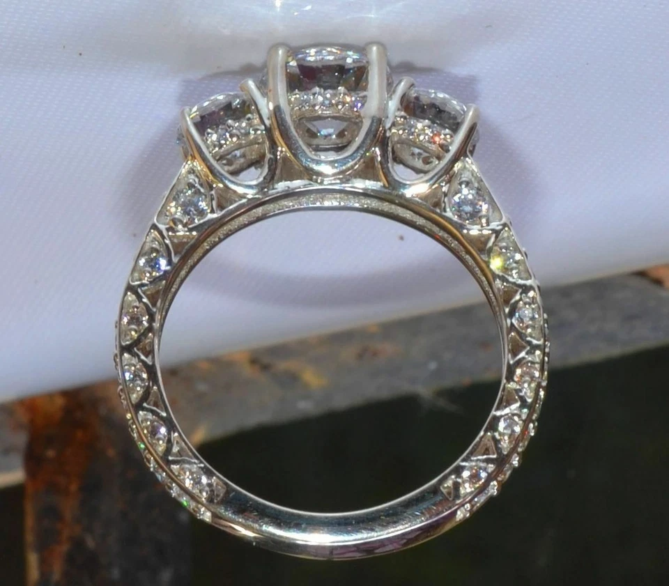 2.20ct Round Lab-Created Diamond Band 3 Stone Engagement Ring in 14K White Gold - Image 4 of 4