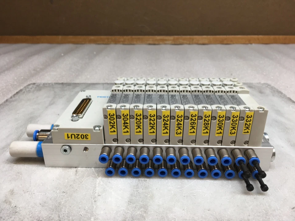 Colector de válvulas Festo 573606 VTUG 11x VUVG-B10-M52-RZT-F-1T1L VAEM-L1-S-M1-25V4 Foto 2 de 4