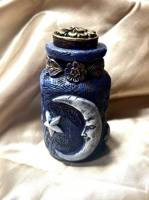 Blue Celestial Moon & Star Resin Jar   Mystical Trinket Bottle   