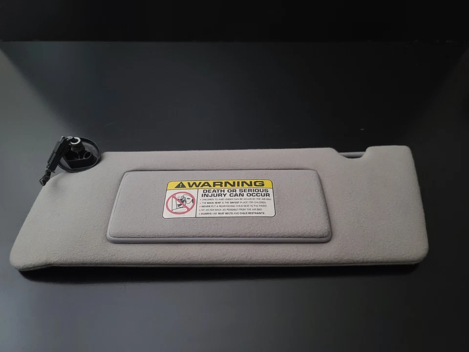 1993-1998 Jeep Grand Cherokee Driver Side SUN VISOR GRAY SUNVISOR LIGHTED - Image 3 of 4