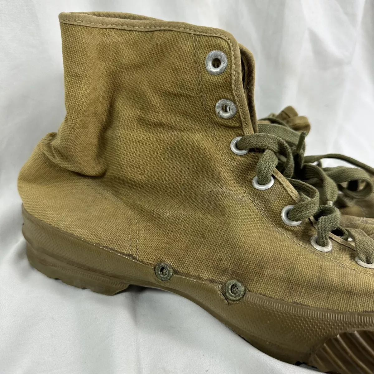 Army discount boots converse