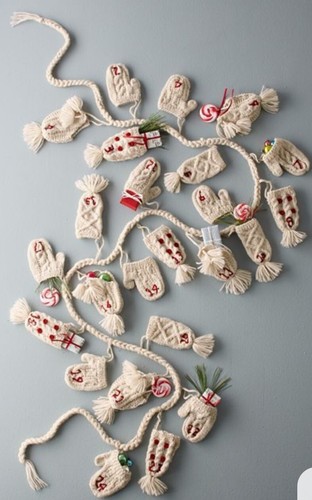 Garnet Hill Hat And Mittens Advent Calendar Garland