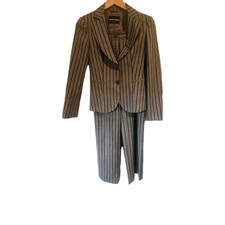 Armani Collezioni Womens Pinstripe Pant Suit Charcoal Grey Made in Italy Size 8