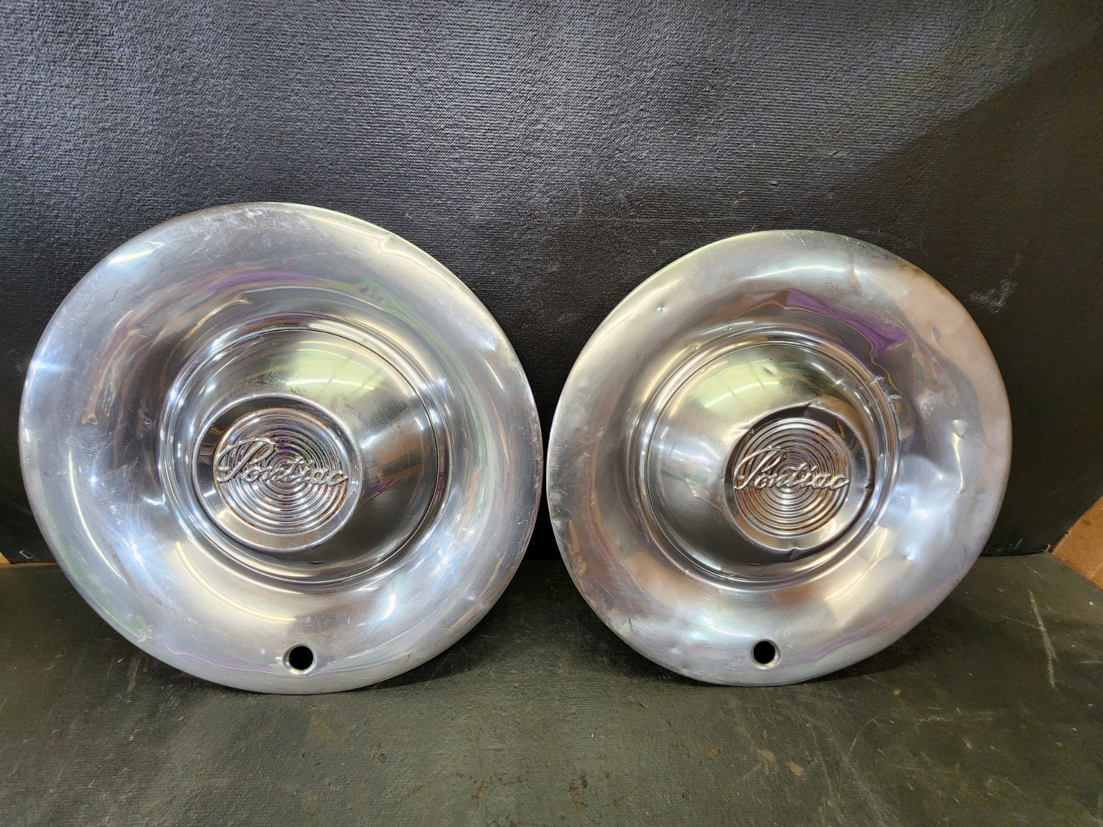 1949-1950 Pontiac Chieftain OEM Hubcap Wheel Cover Pair 2 Sombrero Center Caps