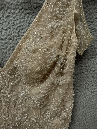 Emily Hart Ivory Floral Mesh Beaded Top Women's Size 12 NWT - Picture 4 of 11