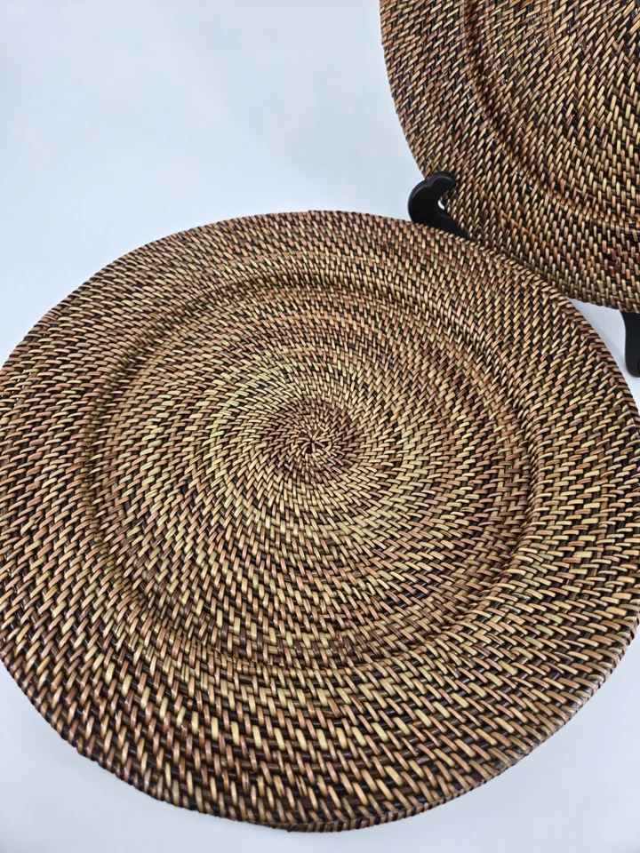 Juego de 4 cargadores redondos tejidos de ratán boho de 13 pulgadas excelente estado Foto 3 de 4