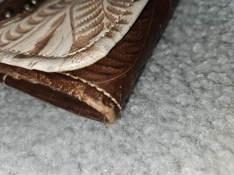 Cartera triple plegable American West Annie's Secret - marrón Foto 3 de 4