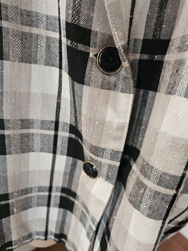 Vintage ** IMAGE AUSTRALIA ** Check ** Neutral Tones ** Single Breast ** Jacket - Picture 9 of 17