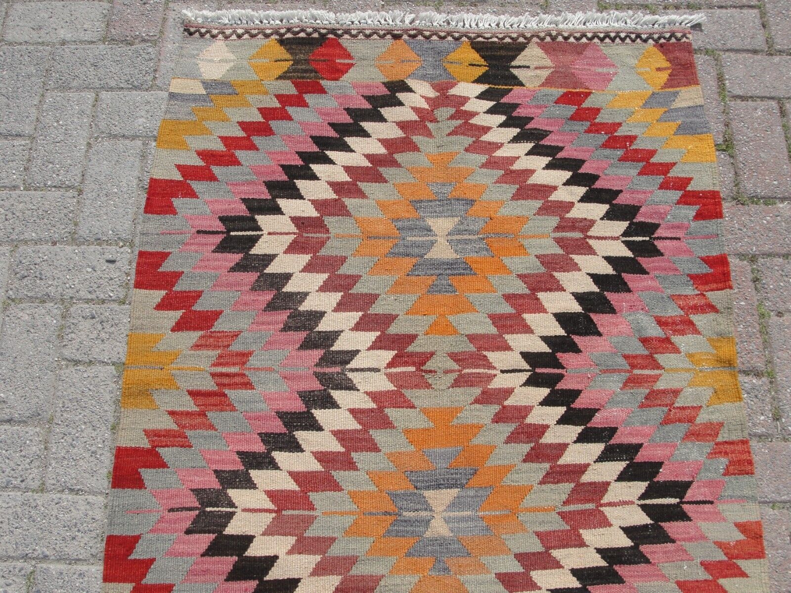 Picture 3 of 10