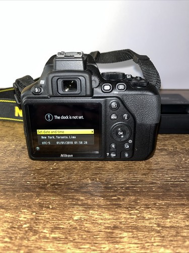 NIKON D3500 24.1MP Digital Single-Lens Reflex Camera Body -Near Mint- Tested - Afbeelding 3 van 11