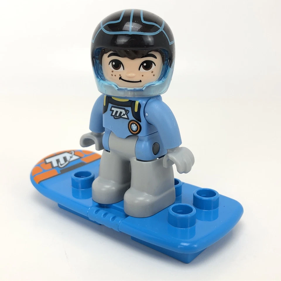 LEGO Duplo Miles Tomorrowland Figure & Hoverboard Disney Junior Set 10824 - Image 4 of 4