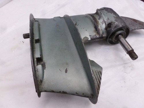 1946-48 JOHNSON SD-15 16HP LOWER UNIT GEARCASE ASSEMBLY MOTOR OUTBOARD BOAT - Picture 9 of 10