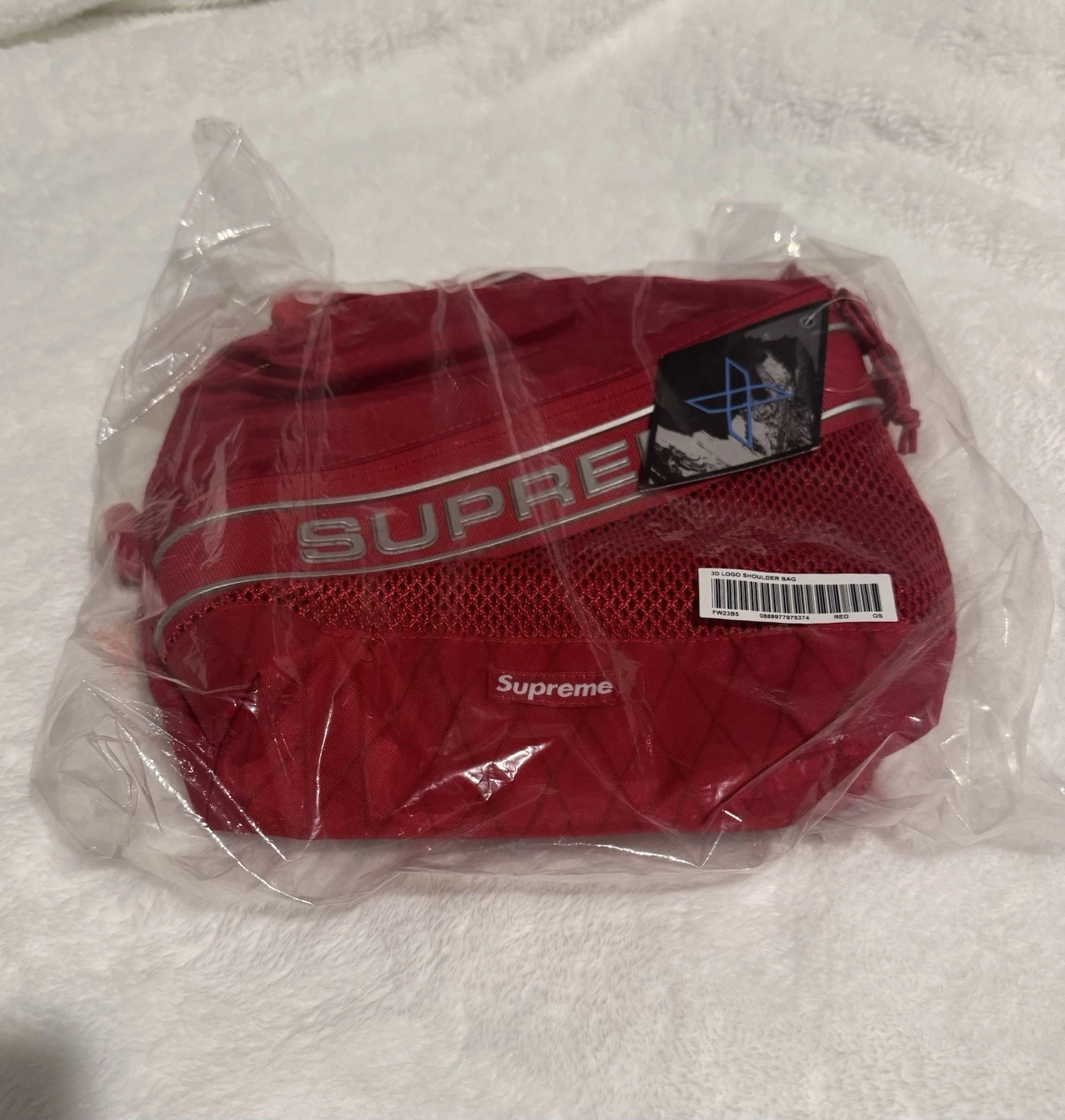 Sac à bandoulière Supreme 3D LOGO rouge maille nylon réfléchissante FW23