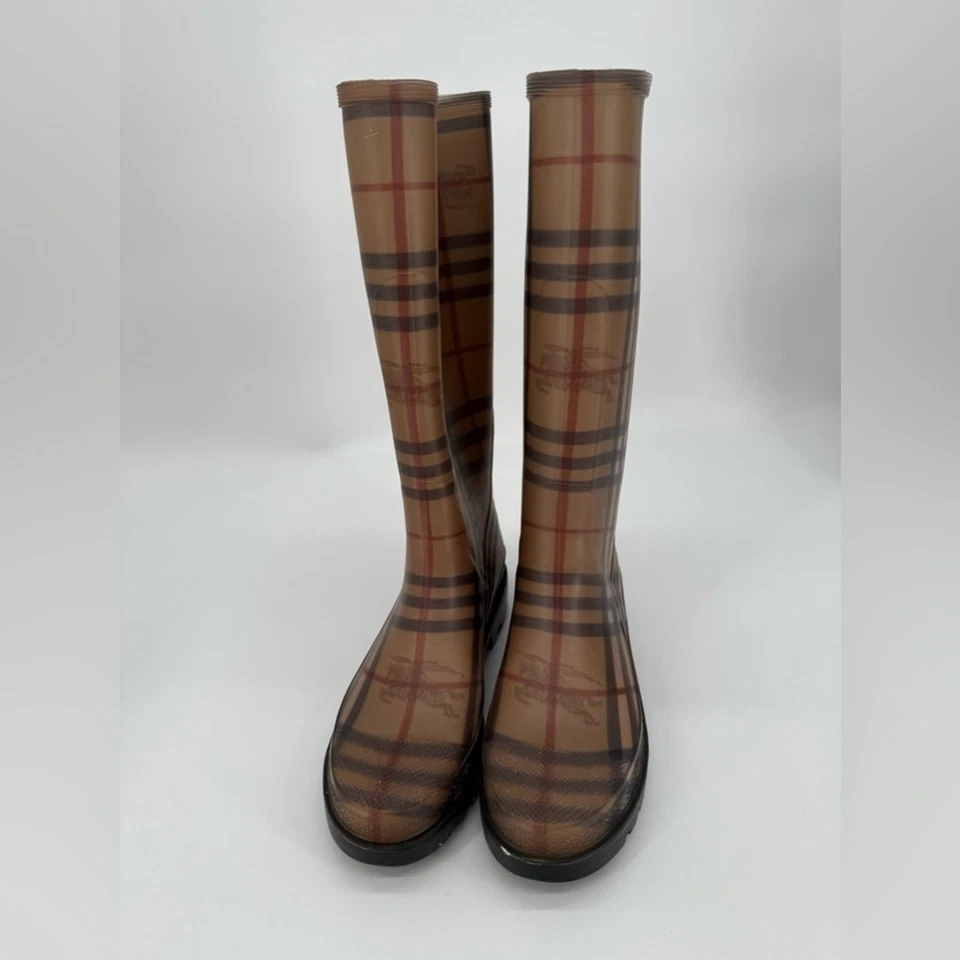 Botas de lluvia Burberry marrón y dorado a cuadros talla 5 Foto 4 de 4