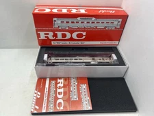 Rapido RDC HO #16104 New Haven RDC Rail Diesel Car Coach Train 9918 (D51118513)