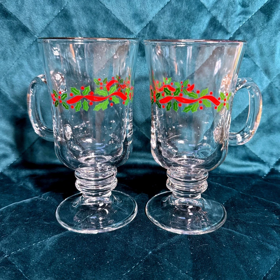 Juego de colección (4) tazas de café navideñas 2 bayas de acebo irlandesas borde dorado transparente Foto 2 de 4