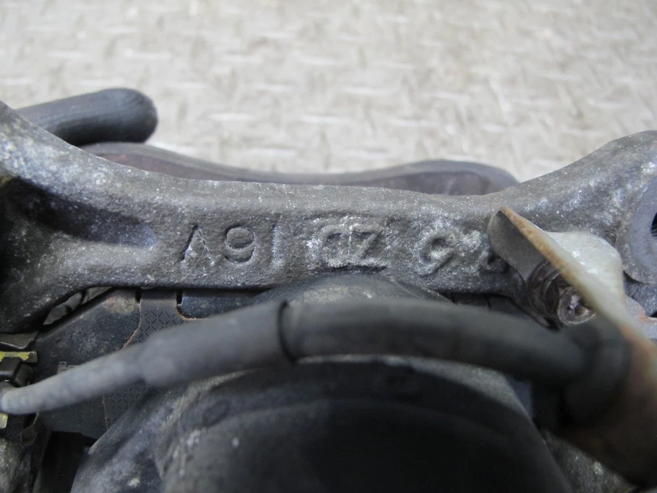 95-97 TOYOTA CELSIOR LEXUS LS400 UCF20 CONJUNTO DE PINÇA DE FREIO TRASEIRA ESQUERDA E DIREITA FABRICANTE DE EQUIPAMENTO ORIGINAL - Imagem 3 de 4