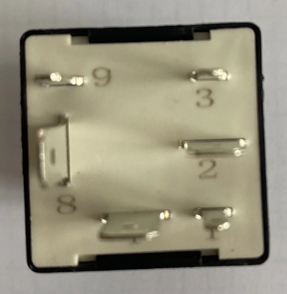 DME Relay Fuel Pump for Porsche 964 993 944 924S 968 Fuel Pump - Image 2 of 3