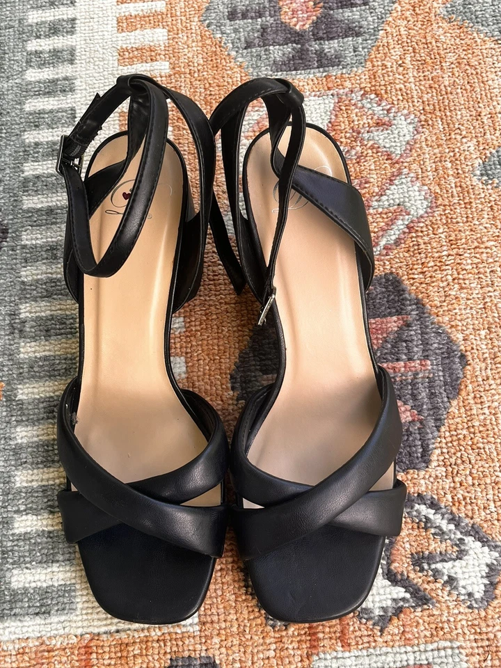 Sandalias My Delicious negras de tacón grueso talla 9,5 M Foto 4 de 4