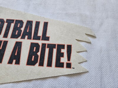 ANCIEN FANION FOOTBALL banderin pennant wimpel FC Barcelona Barcelone