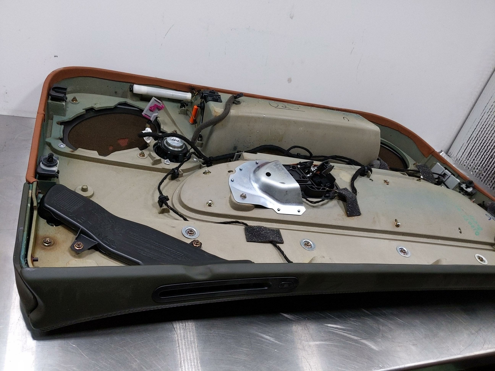 2005 BENTLEY RIGHT PASSENGER FRONT TRIM PANEL GREEN SADDLE LEATHER WOOD SEDAN