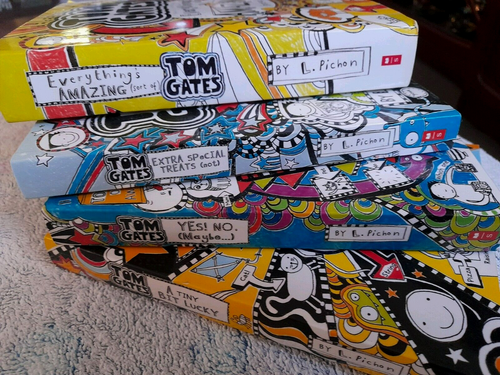 TOM GATES BOOKS x 4 - 2 ARE NEW - YES NO MAYBE - EXTRA SPECIAL TREATS + ..... - Picture 13 of 15