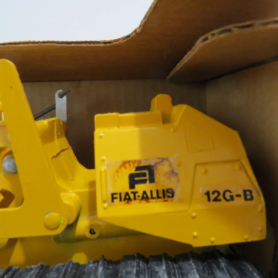 Ertl Fiat-Allis 12G-B Crawler Loader made USA 1/16 AC-198-7541-B - Image 4 of 4