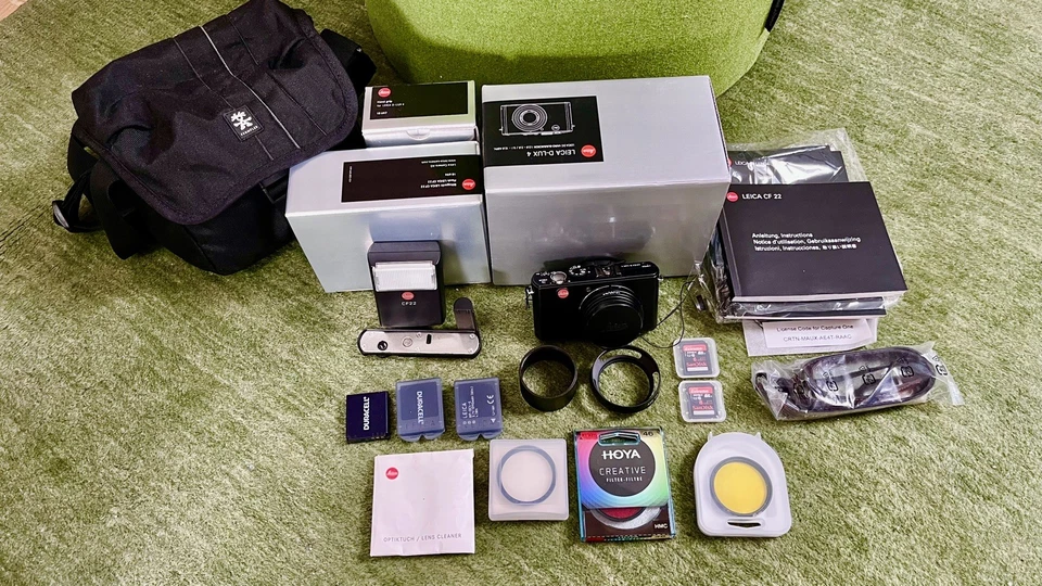 Leica D-Lux 4 Digitalkamera mit Zubehörpaket