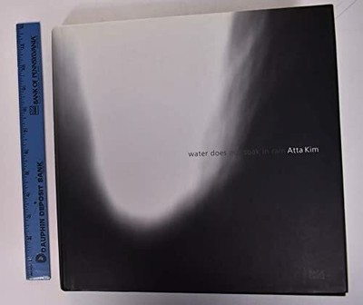 Atta Kim: Water Does Not Soak in Rain Buch Hatje Cantz Verlag