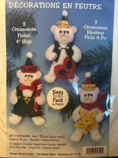 Design Works Crafts -  3 Polar Bears Kit  #5329-NEW