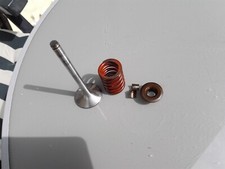 Volvo 480 Turbo Inlet Valve Valve Spring Wedge B18FT 1.7 89KW