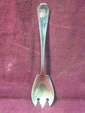 DOMINICK & HAFF Sterling QUEEN ANNE ICE CREAM SPORK 5 3/8" 23g  mono   R
